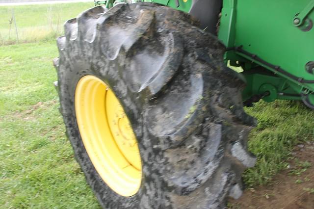 Image of John Deere 9570 STS equipment image 3