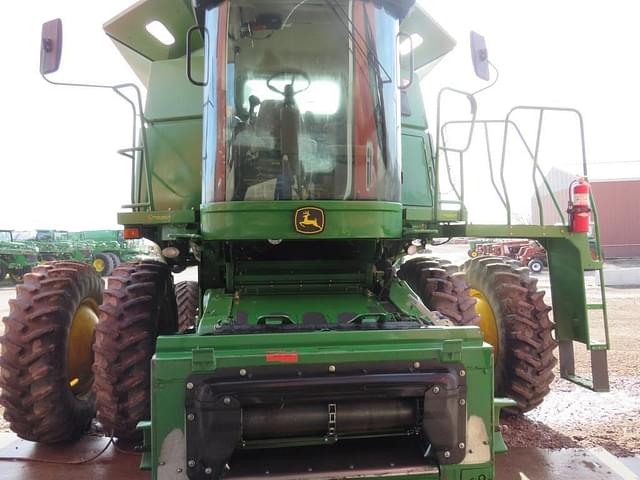 Image of John Deere 9570 STS equipment image 1