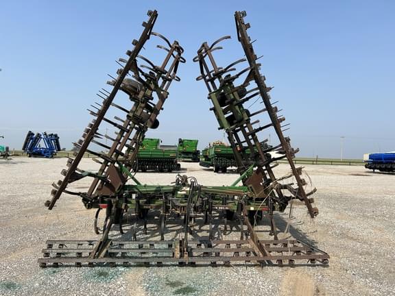 Image of John Deere 960 equipment image 3