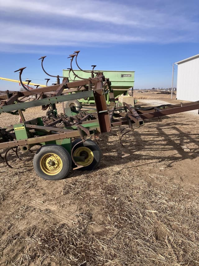 Image of John Deere 960 equipment image 2