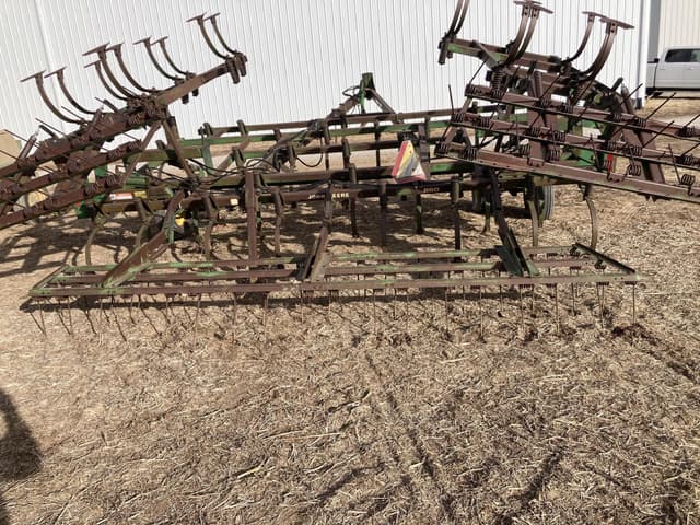 Image of John Deere 960 equipment image 3