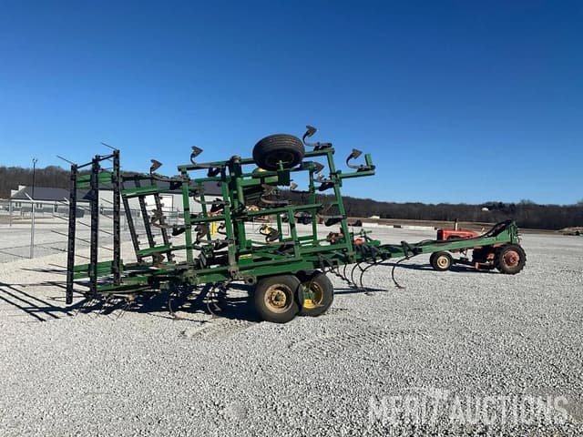 Image of John Deere 960 equipment image 4