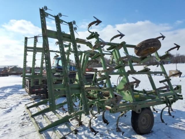 Image of John Deere 960 equipment image 4