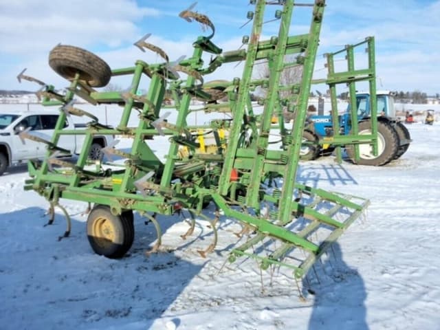 Image of John Deere 960 equipment image 2