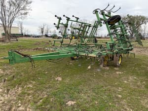 John Deere 960 Image