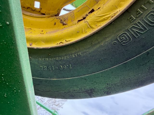 Image of John Deere 960 equipment image 4