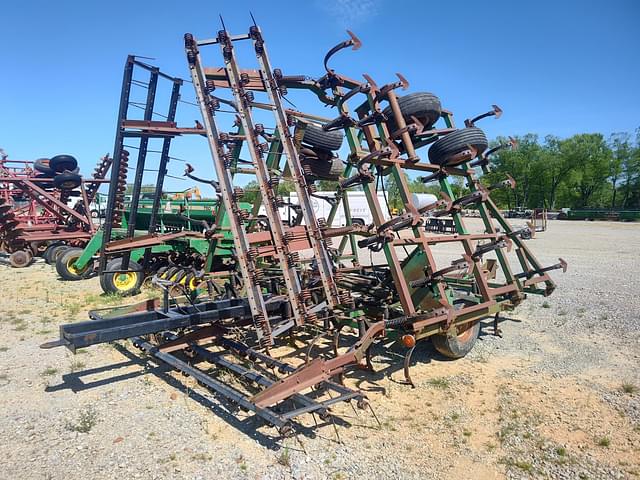 Image of John Deere 960 equipment image 3