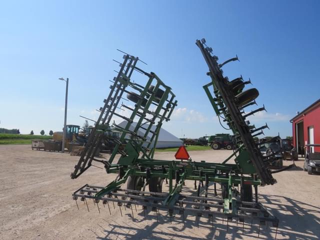 Image of John Deere 960 equipment image 3