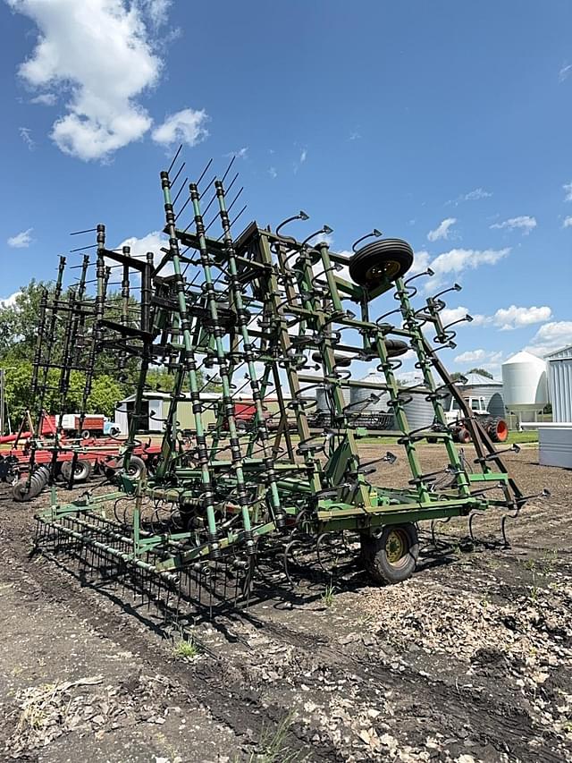 Image of John Deere 960 equipment image 4