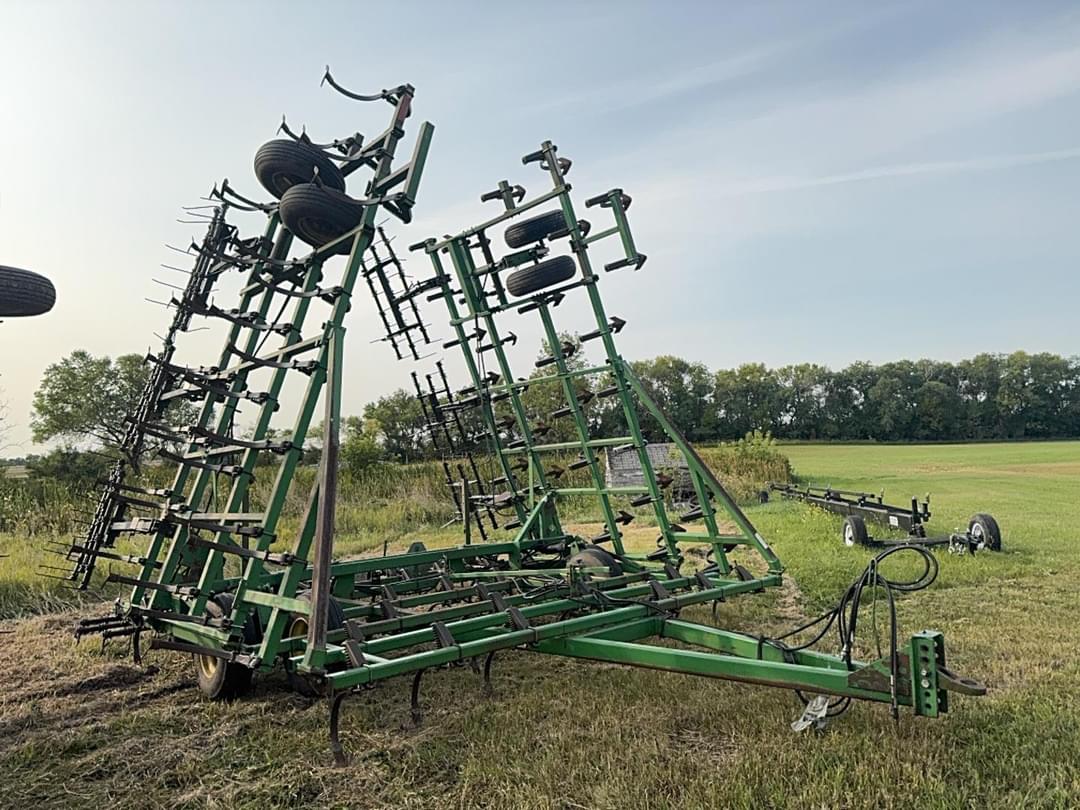 Image of John Deere 960 Primary image