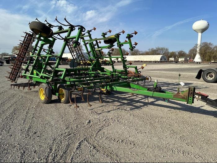 John Deere 960 Equipment Image0