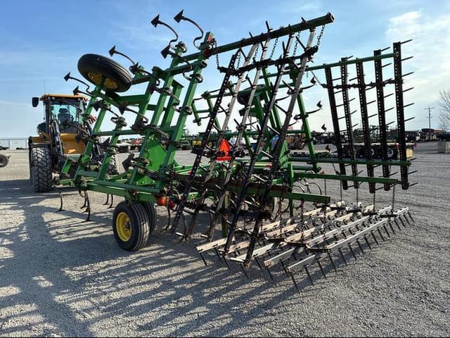 Image of John Deere 960 equipment image 4