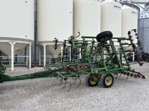 John Deere 960 Image