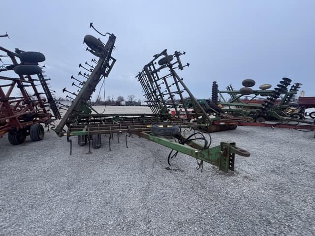 Image of John Deere 960 equipment image 2