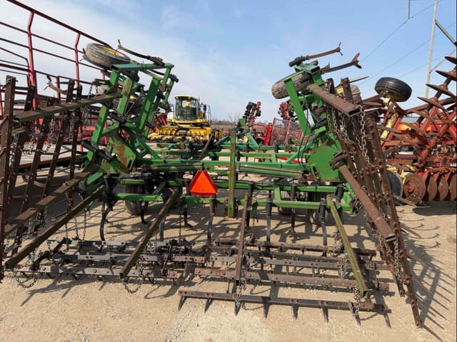 Image of John Deere 960 equipment image 4