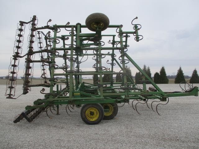 Image of John Deere 960 equipment image 2