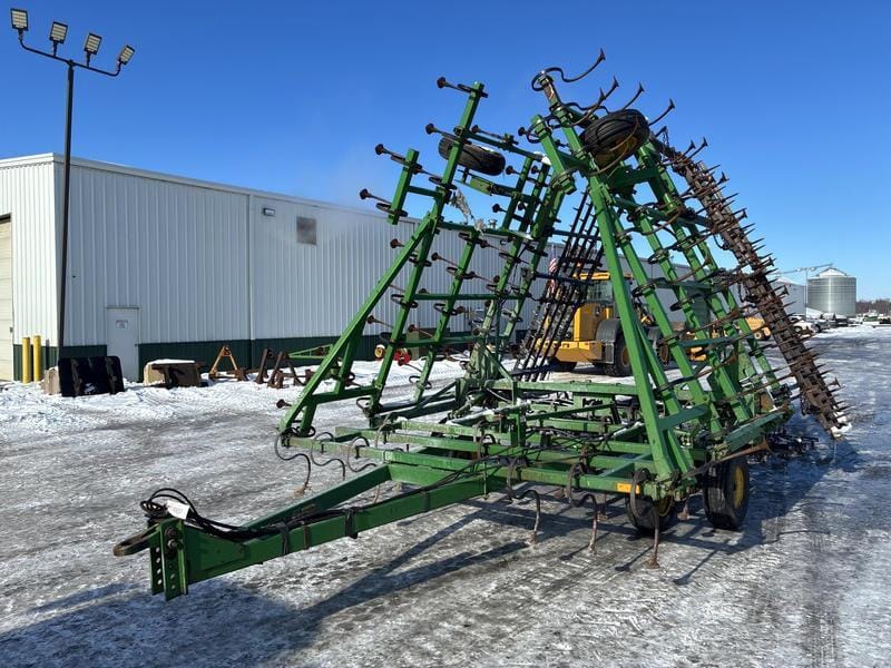 John Deere 960 Equipment Image0