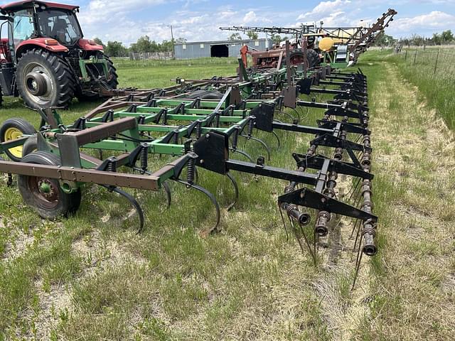 Image of John Deere 960 equipment image 4