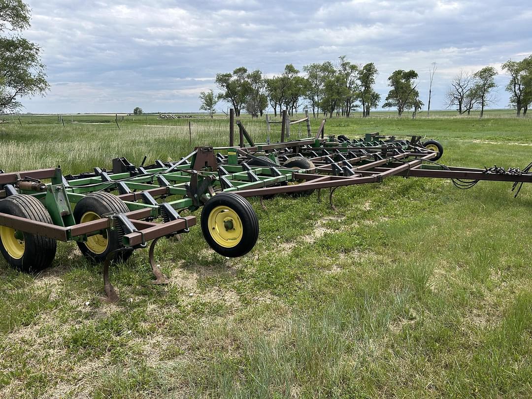 Image of John Deere 960 Primary image