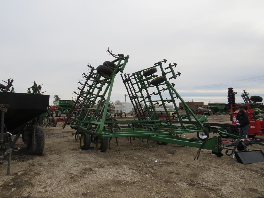 John Deere 960 Equipment Image0