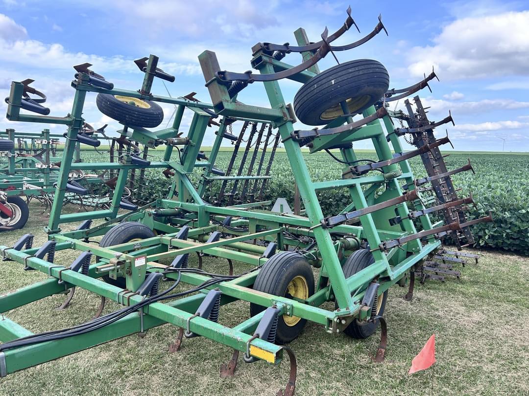 Image of John Deere 960 Primary Image