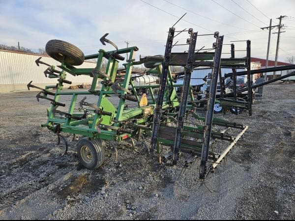 Image of John Deere 960 equipment image 4