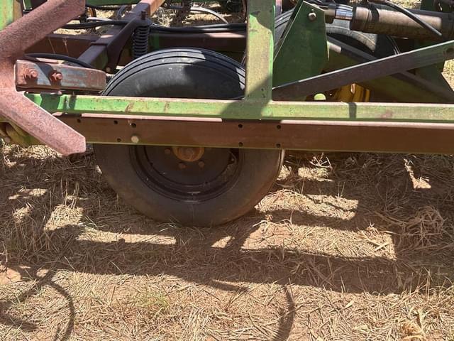Image of John Deere 960 equipment image 3