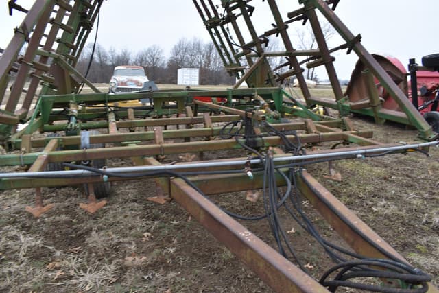 Image of John Deere 960 equipment image 4