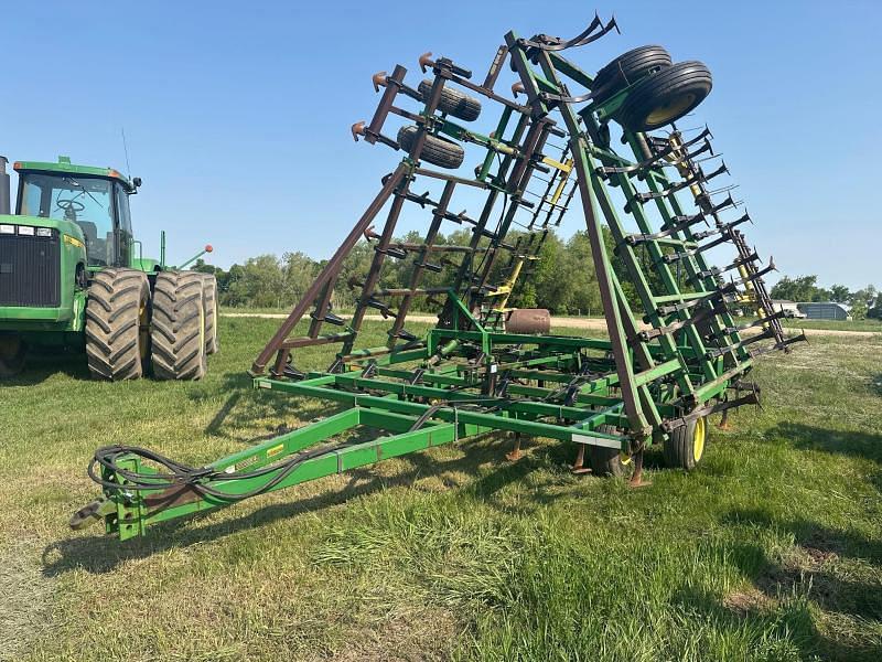 Image of John Deere 960 Primary image