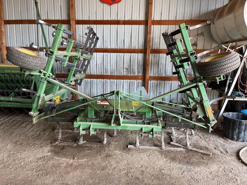 Image of John Deere 960 Primary image