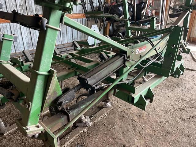 Image of John Deere 960 equipment image 3