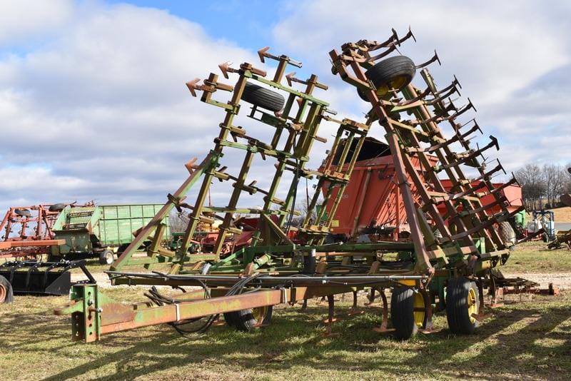 Main image John Deere 960