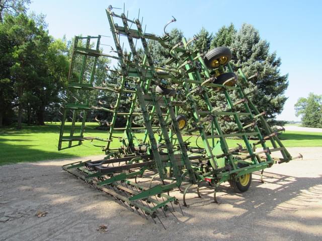 Image of John Deere 960 equipment image 4