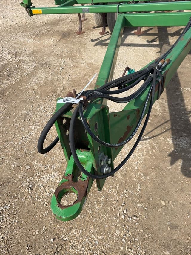 Image of John Deere 960 equipment image 1