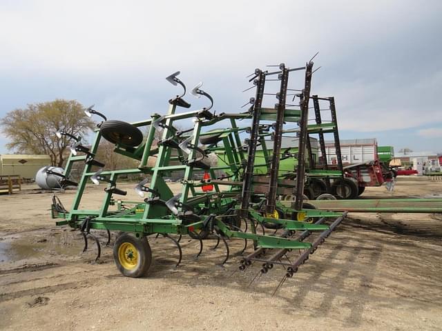 Image of John Deere 960 equipment image 3