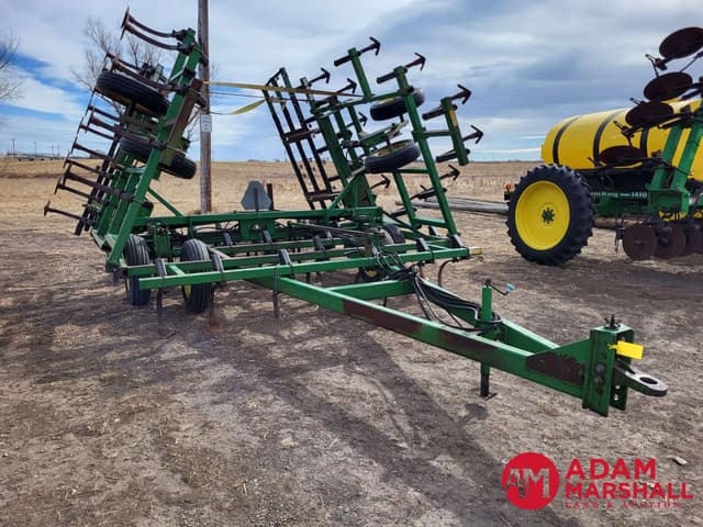 Image of John Deere 960 equipment image 1