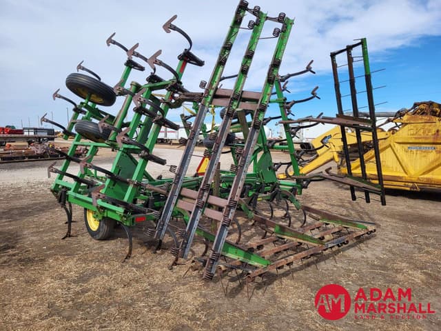 Image of John Deere 960 equipment image 3