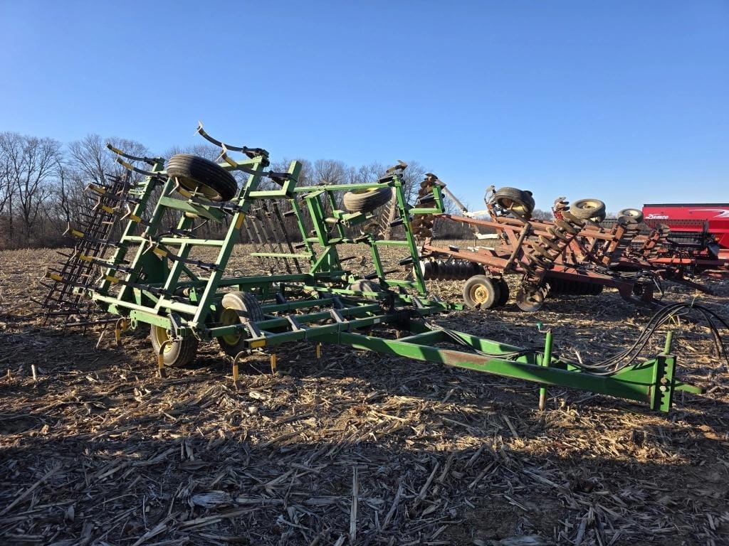 John Deere 960 Equipment Image0