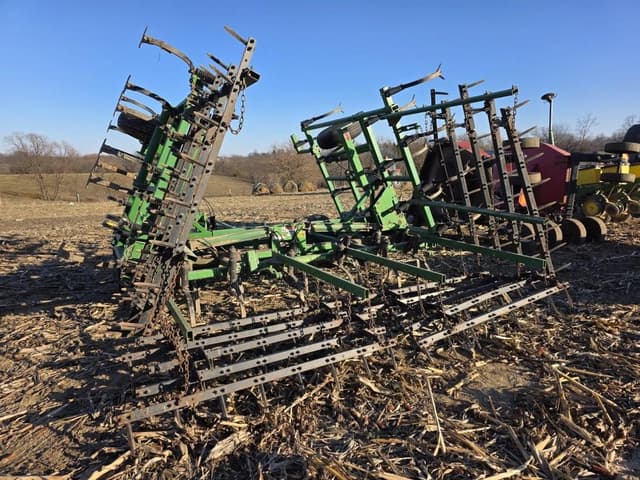 Image of John Deere 960 equipment image 4