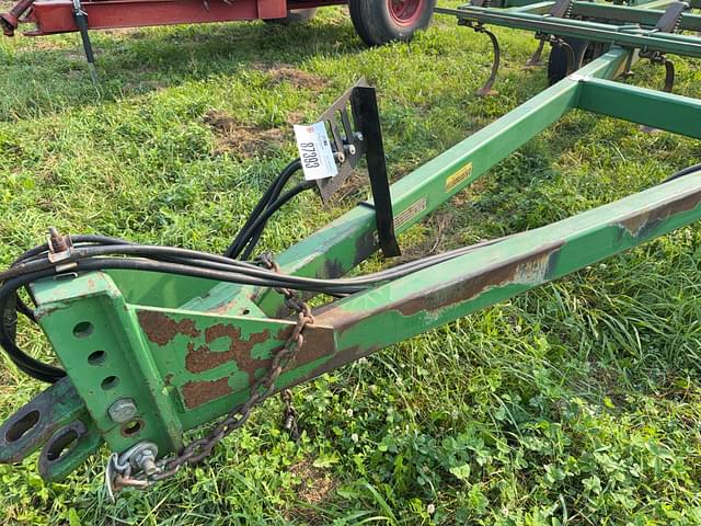 Image of John Deere 960 equipment image 3