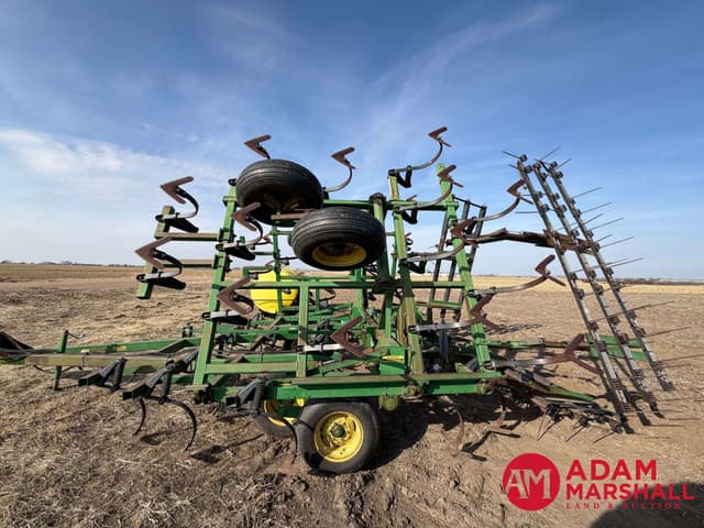 Image of John Deere 960 equipment image 4