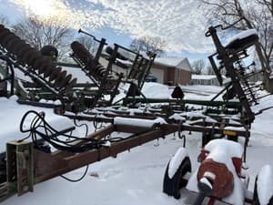 John Deere 960 Image