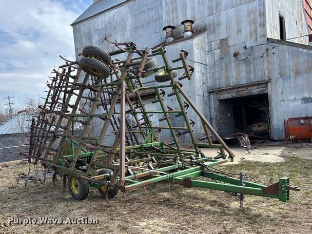 Image of John Deere 960 equipment image 2