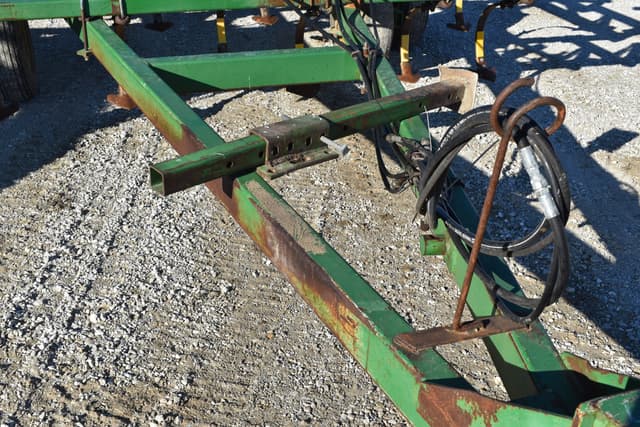 Image of John Deere 960 equipment image 4