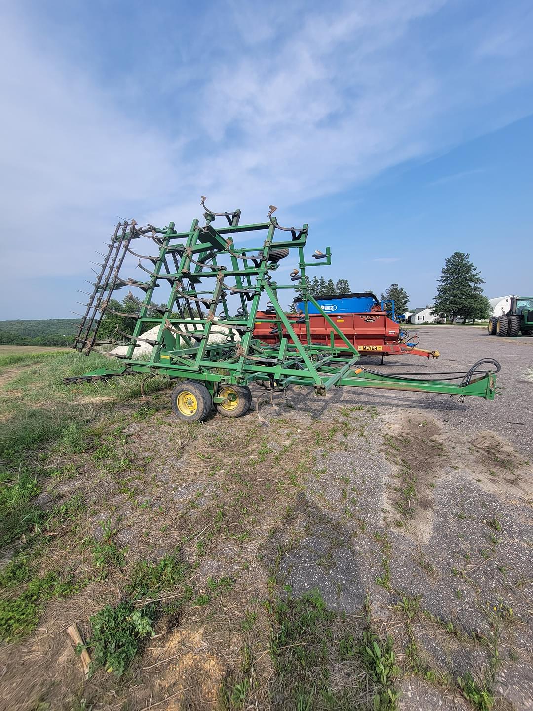 Image of John Deere 960 Primary image