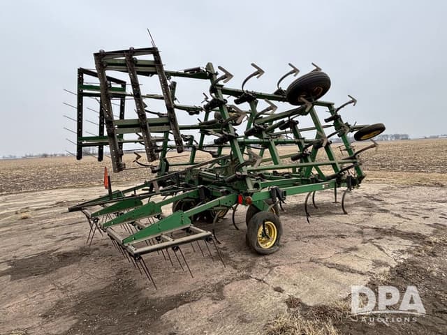 Image of John Deere 960 equipment image 4