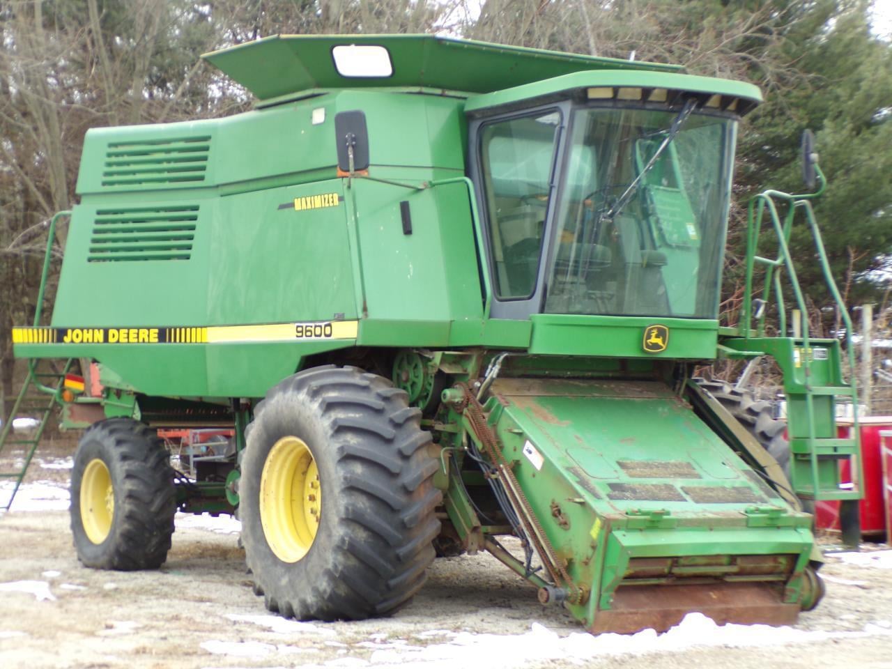 SOLD - John Deere 9600 Stock No. 30118 Combines with --- Hrs | Tractor Zoom