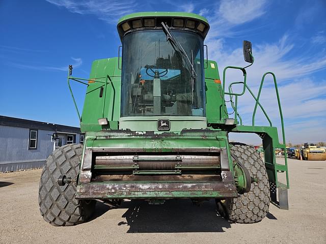 Image of John Deere 9600 equipment image 1