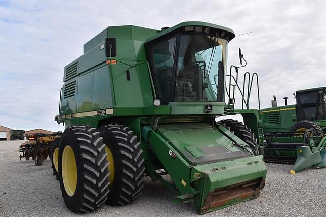 Image of John Deere 9600 equipment image 2