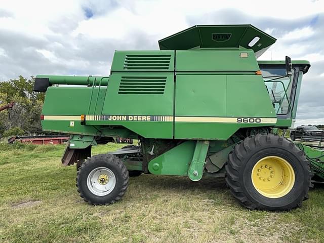 Image of John Deere 9600 equipment image 4